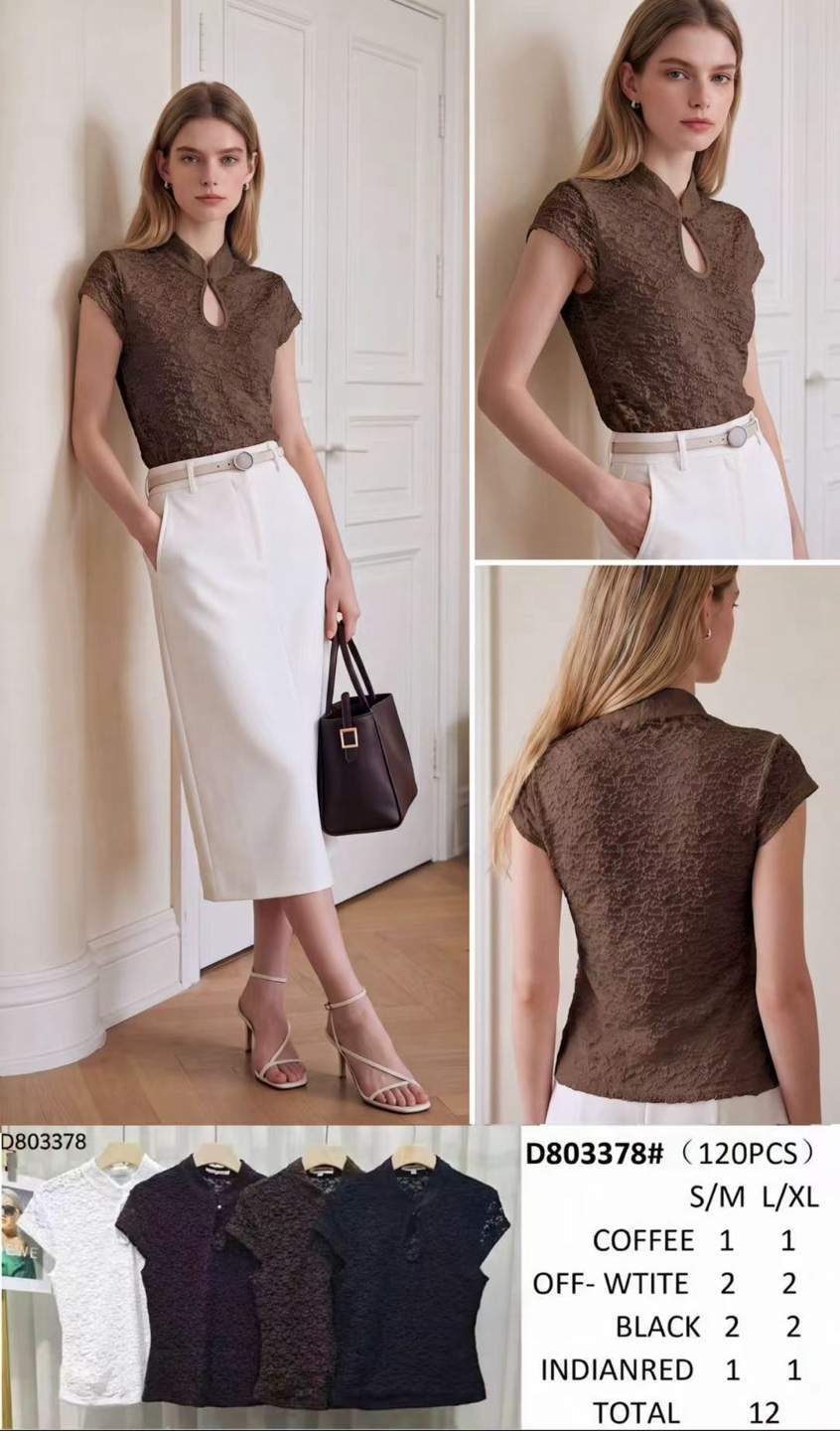 Top in pizzo con apertura a goccia