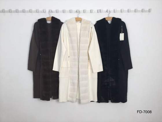 Cappotto lungo con pannelli effetto pelliccia