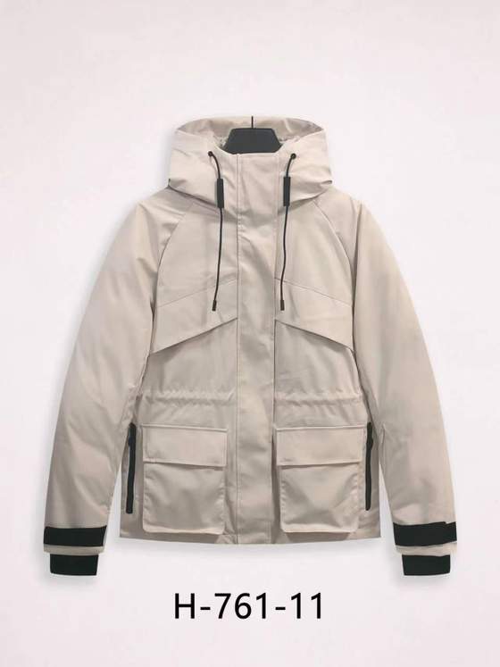 Giacca con cappuccio, coulisse e tasche con patta — Beige