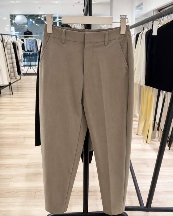 Pantaloni a vita alta con pieghe