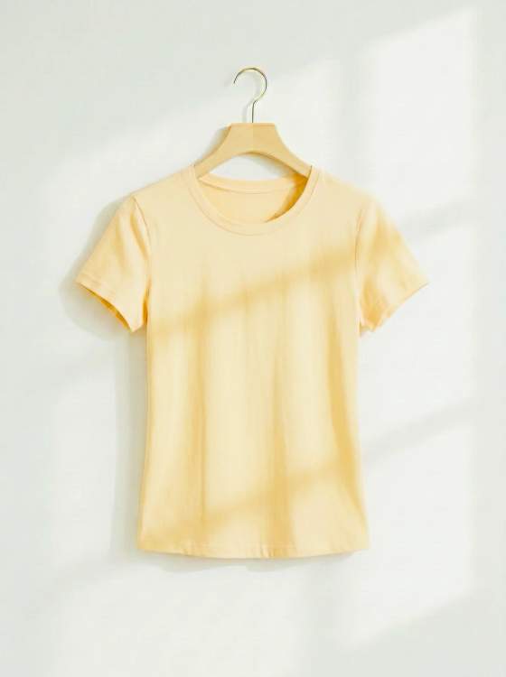 T-shirt girocollo a maniche corte