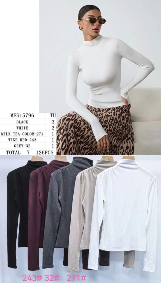 Maglia donna aderente a manica lunga con collo alto