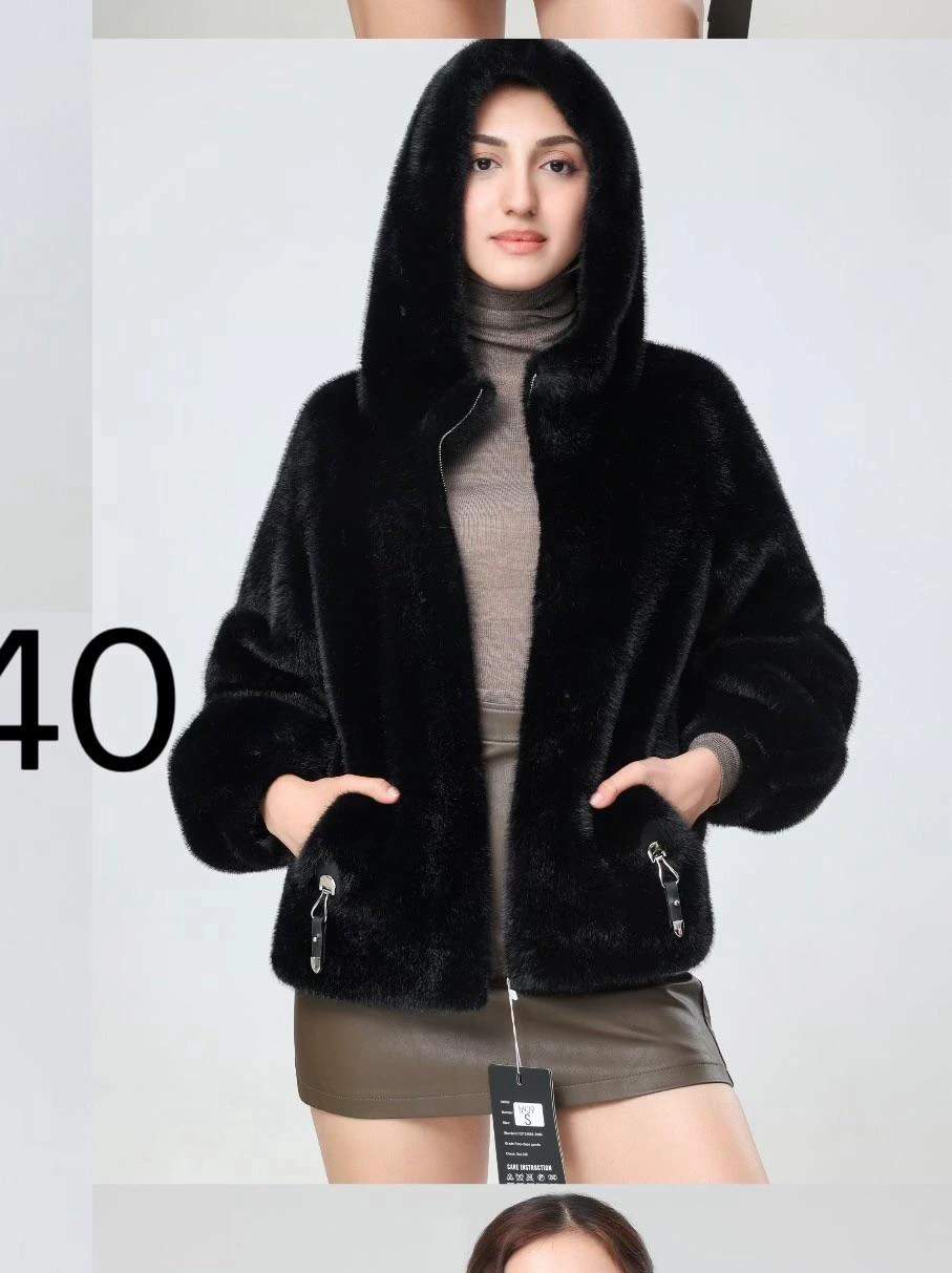 Giacca da donna con cappuccio effetto pelliccia