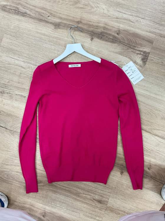 Maglia a maniche lunghe con scollo a V