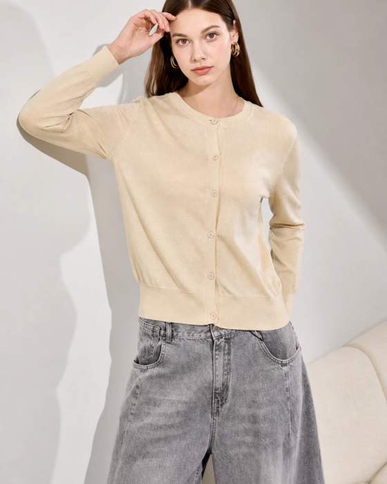 Cardigan da donna con bottoni