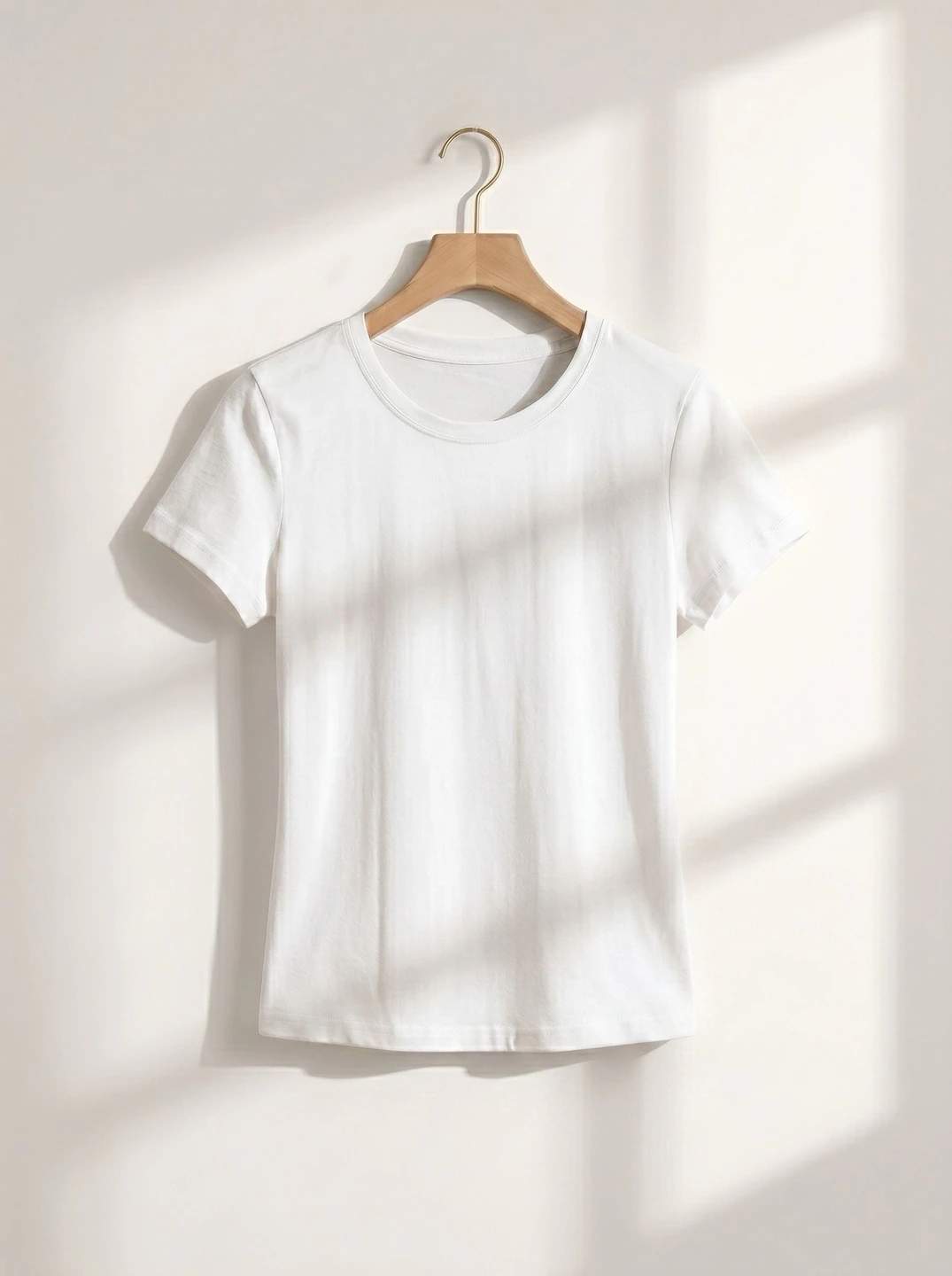 T-shirt girocollo a maniche corte