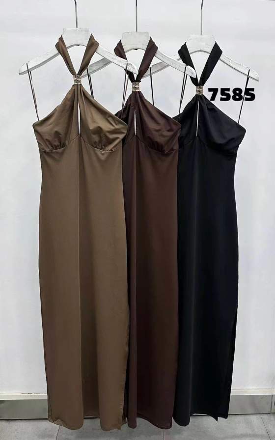 Abito lungo effetto satin con scollo drappeggiato