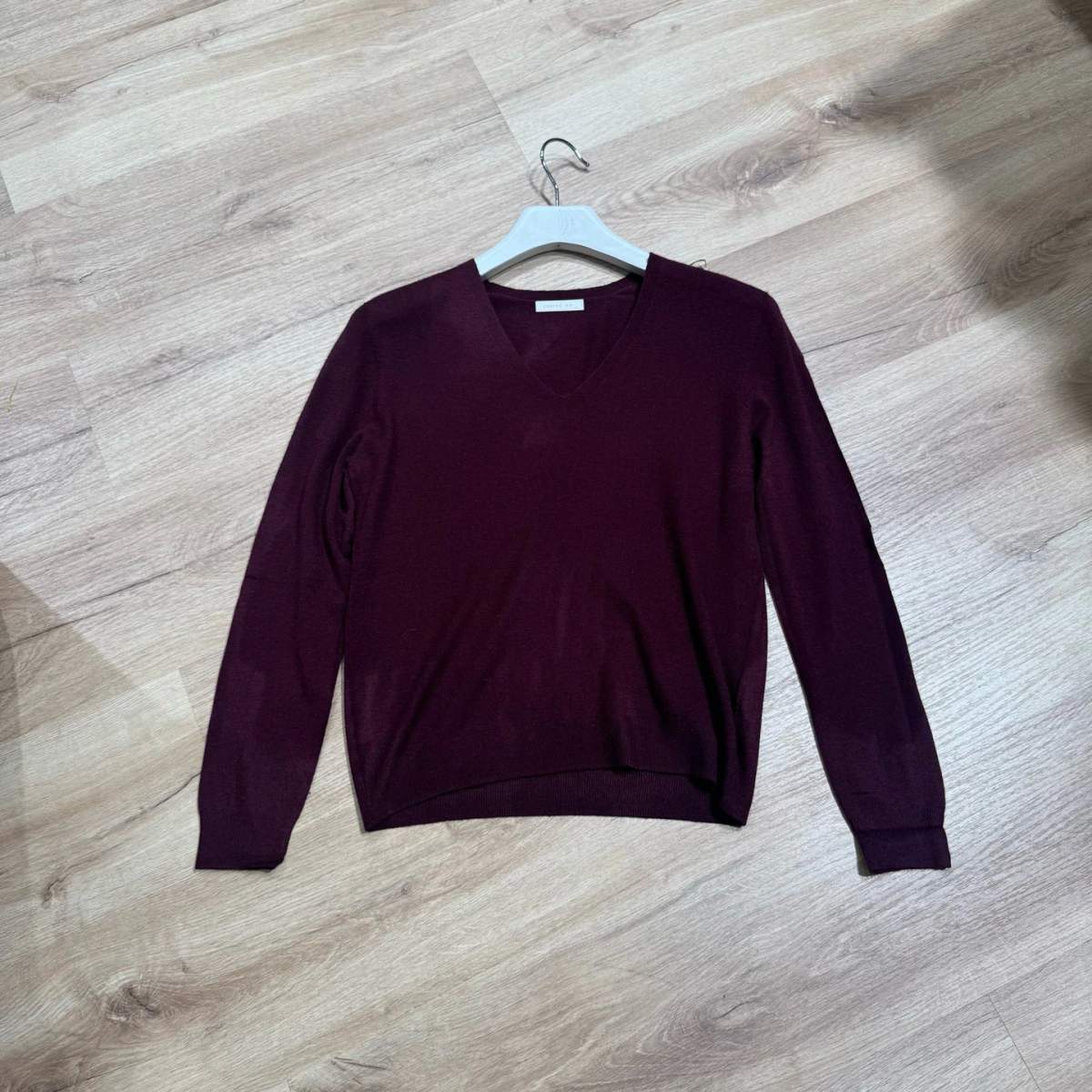 Maglia con scollo a V
