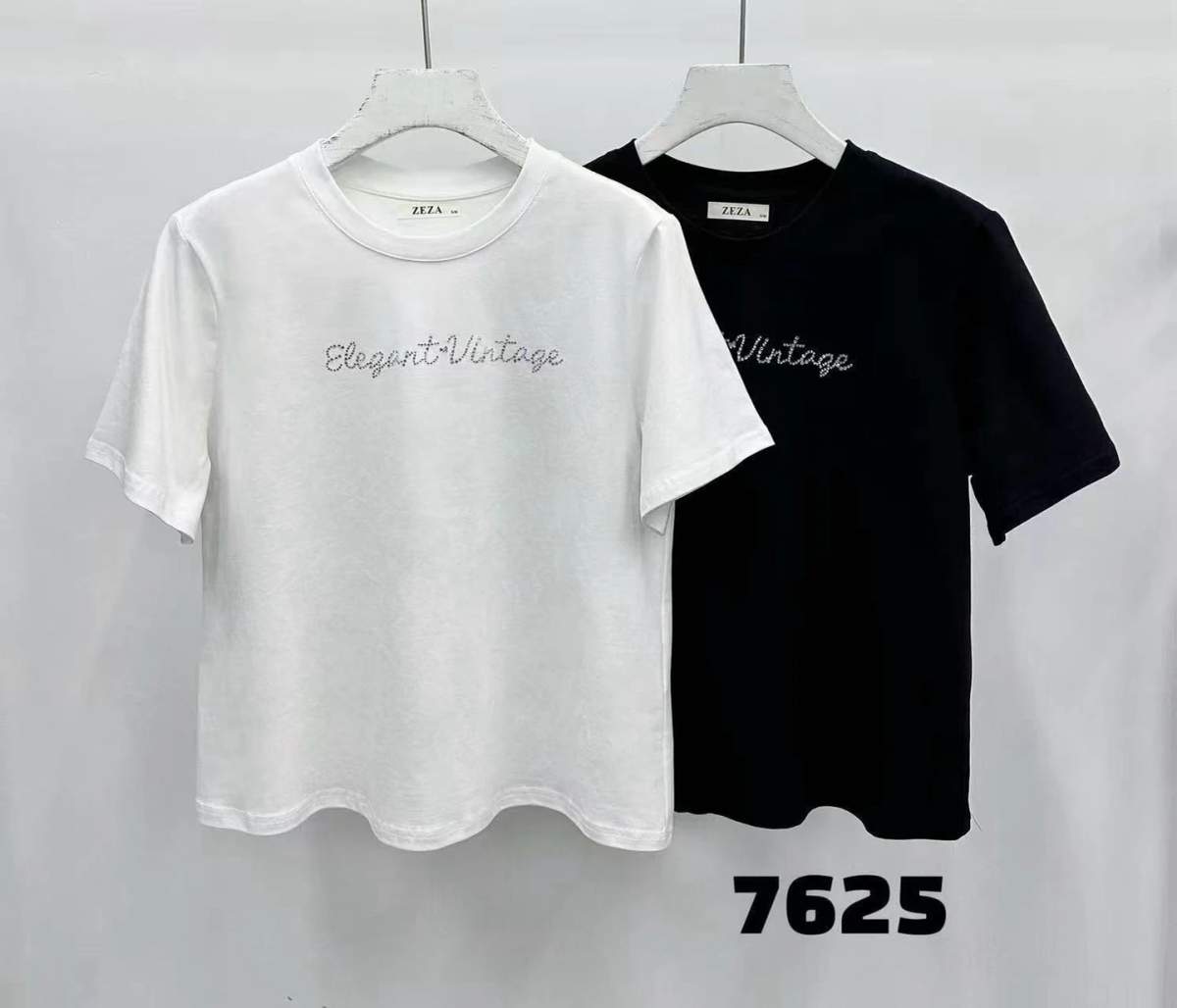 T-shirt da donna a manica corta con scollo rotondo