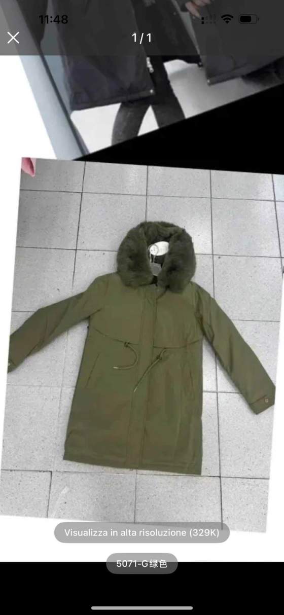 Parka donna con cappuccio bordato in pelliccia